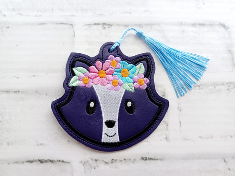 DIGITAL DOWNLOAD Floral Skunk Ornament Bookmark Bag Tag