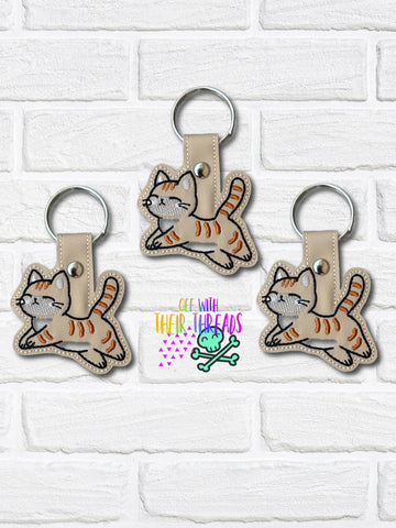 DIGITAL DOWNLOAD Frolicking Kitty Snap Tab Keychain