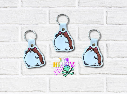 DIGITAL DOWNLOAD Tubby Kitty Snap Tab Keychain