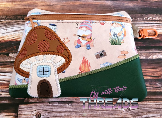 DIGITAL DOWNLOAD Applique Toadstool Clutch Zipper Bag Lined and Unlined