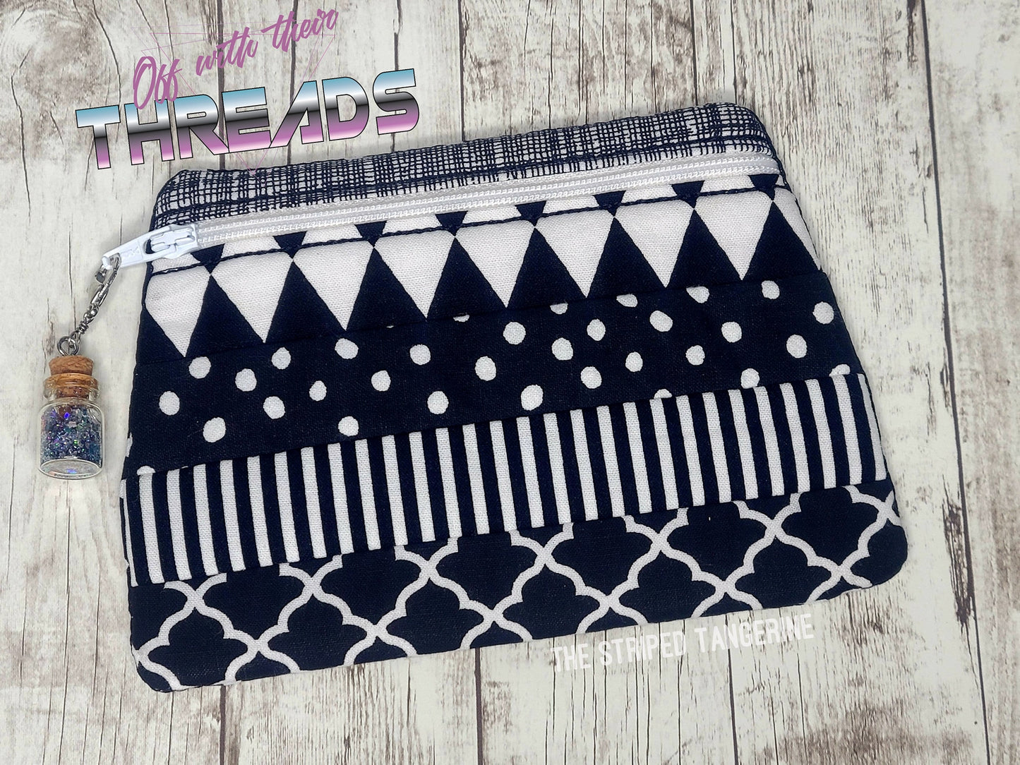DIGITAL DOWNLOAD Quilted Clutch Applique Zipper Bag LINED