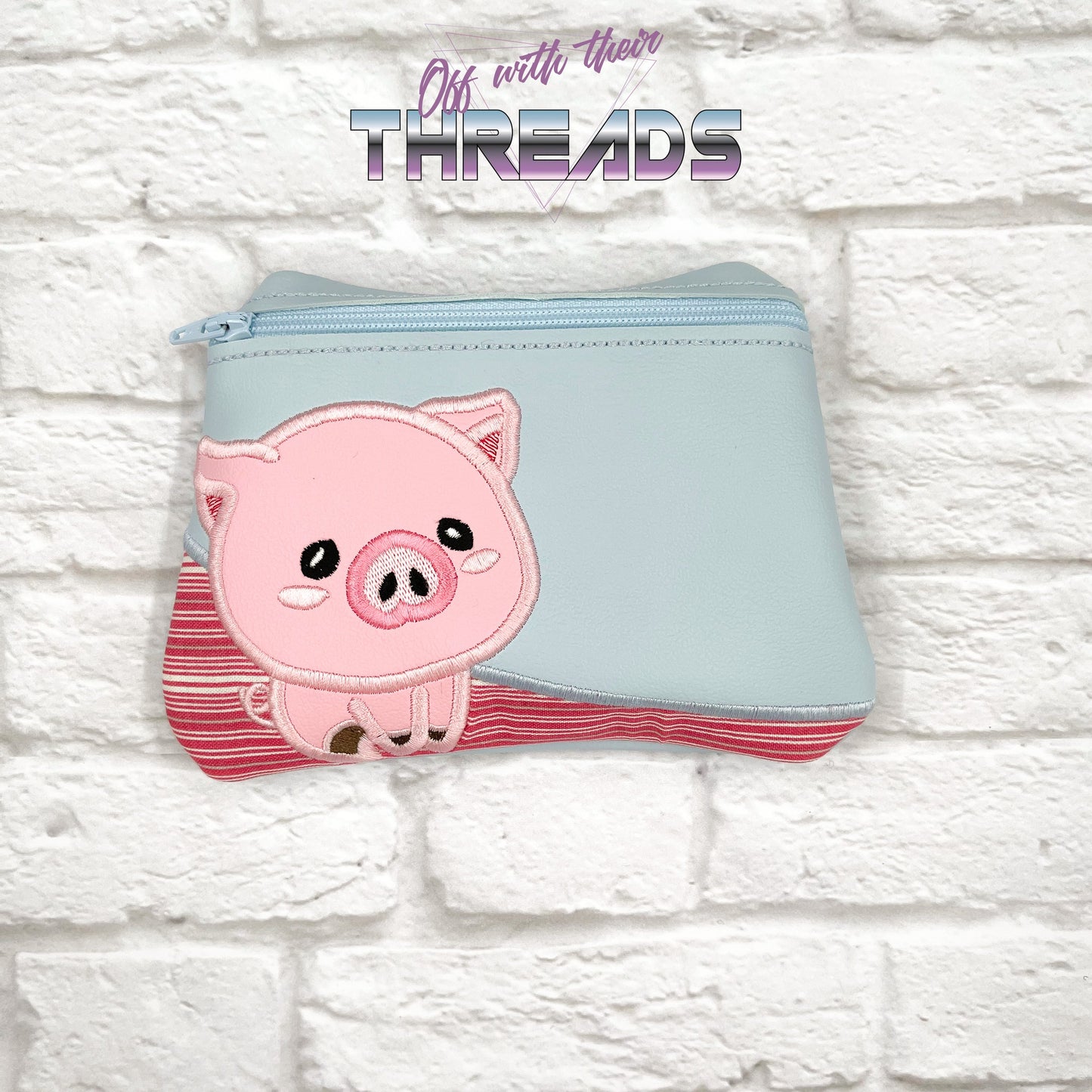 DIGITAL DOWNLOAD Applique Piglet Clutch Zipper Bag Lined and Unlined