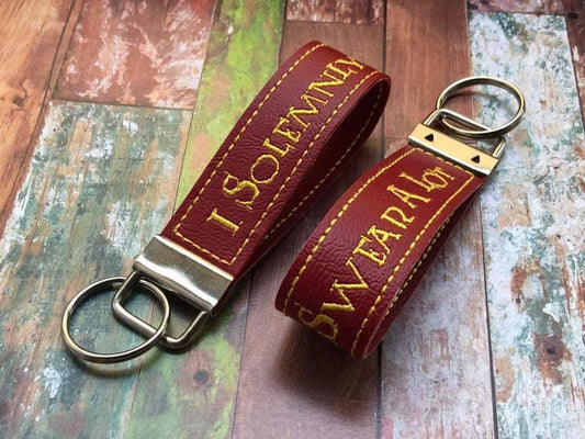 5x7 6x10 DIGITAL DOWNLOAD I Solemnly Swear A Lot Key Fob Set