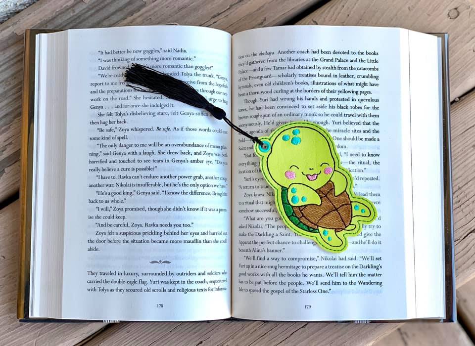 DIGITAL DOWNLOAD 4x4 Turtle Bookmark – Off With Their Threads