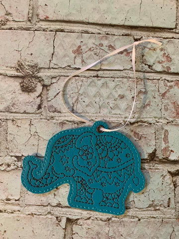 4x4 DIGITAL DOWNLOAD Elephant Ornament