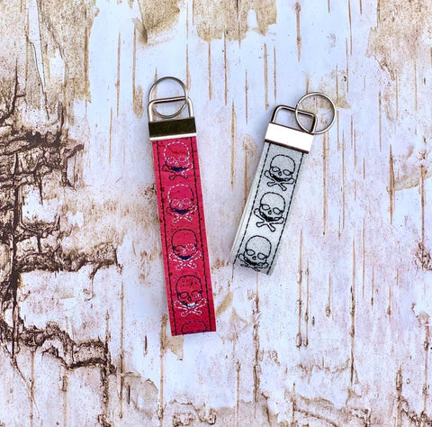 5x7 6x10 DIGITAL DOWNLOAD Skull Key Fob Set