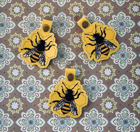 4x4 DIGITAL DOWNLOAD 2019 Honey Bee Snap Tab