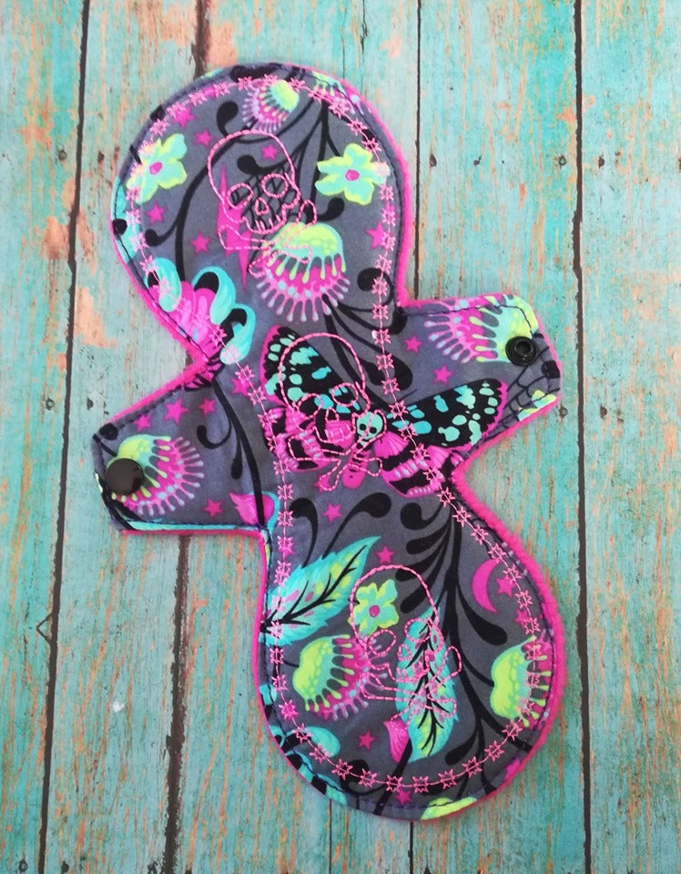 7x11 DIGITAL DOWNLOAD 3 Sizes Included CSP Reusable Washable ITH Menstrual Pad Minor Sewing Required